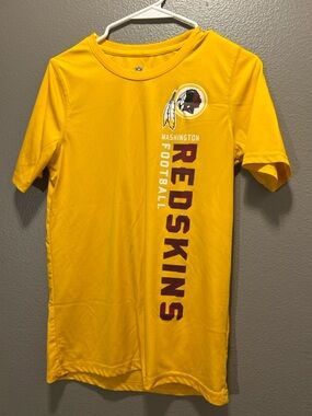Washington Redskins NFL Youth Boys Large 14/16 Yellow Performance Shirt READ